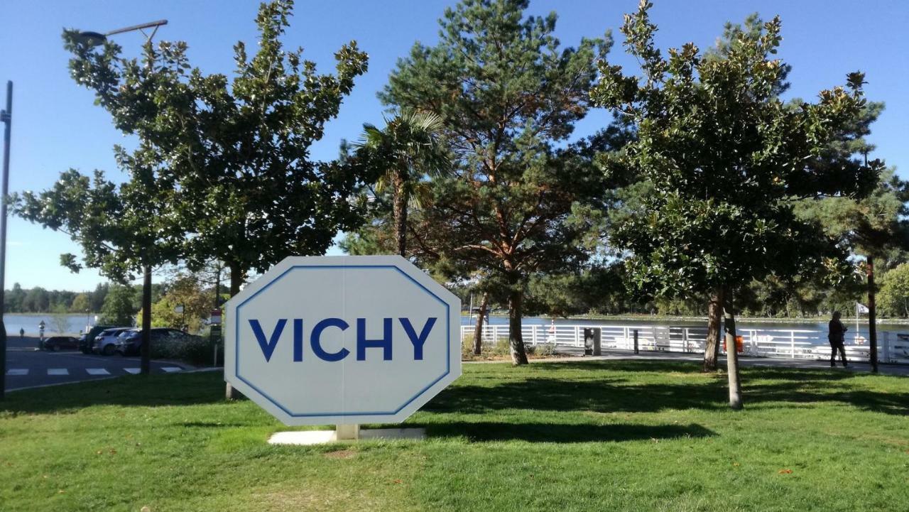 Suite Hauteurs De Vichy Creuzier-le-Vieux Kültér fotó